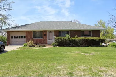 1927 Brassie Drive, Saint Louis, MO 63114 - Photo 1