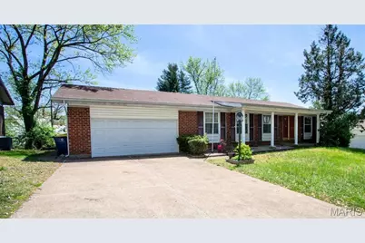 4348 Vandals Drive, Florissant, MO 63033 - Photo 1