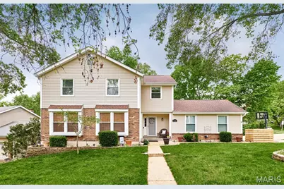 5811 White Pine Drive, Saint Louis, MO 63129 - Photo 1