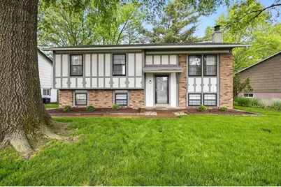 2375 Meadowpark Court, Maryland Heights, MO 63043 - Photo 1