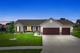 217 Arlington Dr, Moscow Mills, MO 63362 - Photo 1