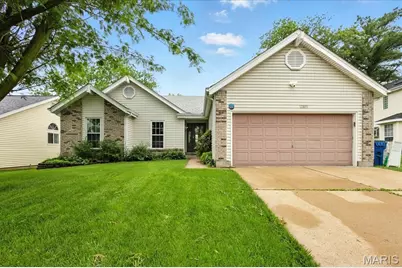 12805 Polo Parc Drive, Maryland Heights, MO 63146 - Photo 1