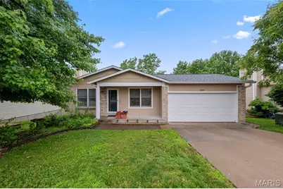 2805 Rose Acres Lane, Maryland Heights, MO 63043 - Photo 1