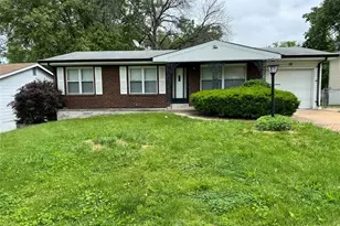 10 Lennox Terrace, Maryland Heights, MO 63043 - Photo 1