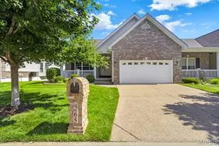 265 Strayhorn Dr, Saint Peters, MO 63376 - Photo 1