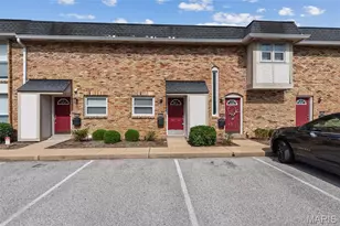 1195 Rue La Chelle Walk, Creve Coeur, MO 63141 - Photo 1