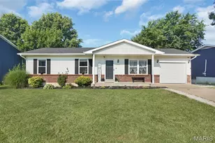 2255 Columbus Cir, Warrenton, MO 63383 - Photo 1