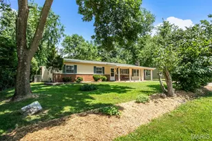 236 Ramsey Ln, Ballwin, MO 63021 - Photo 1