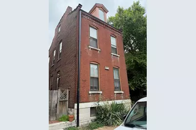 2209 Menard Street, Saint Louis, MO 63104 - Photo 1