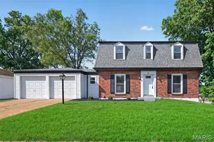 22 Westwood Estates Dr, Saint Peters, MO 63376 - Photo 1