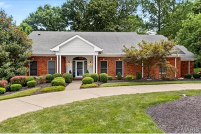 29 Spoede Lane, Creve Coeur, MO 63141 - Photo 1