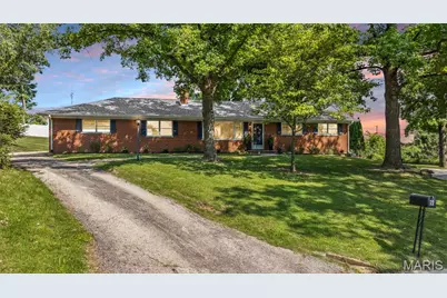 9 Hedgewood Lane, Manchester, MO 63011 - Photo 1