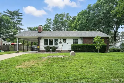 645 Huntwood Lane, Kirkwood, MO 63122 - Photo 1