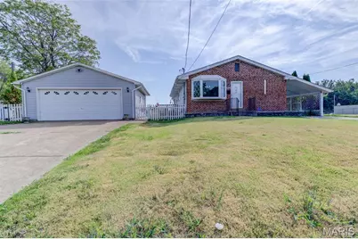 6008 Jackson Avenue, Berkeley, MO 63134 - Photo 1