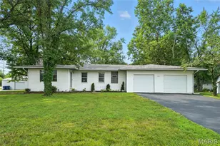318 W 2nd St N, Wright City, MO 63390 - Photo 1