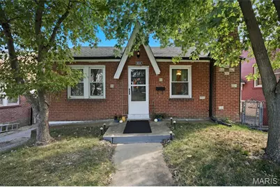8034 Genesta Street, Saint Louis, MO 63123 - Photo 1