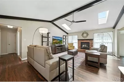 14 President Drive, O'Fallon, MO 63368 - Photo 2
