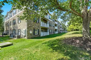 1 Monarch Trace Ct, Chesterfield, MO 63017 - Photo 1