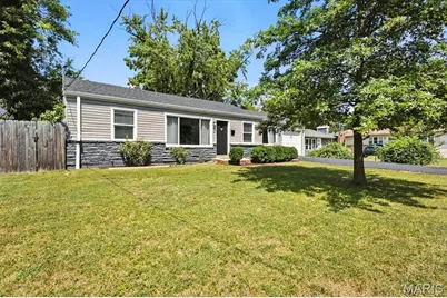 1 Dickson Court, Kirkwood, MO 63122 - Photo 1
