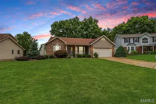 1009 Remington Oaks Ct, Fenton, MO 63026 - Photo 1