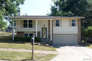 613 Hickory Knoll Ct, Ballwin, MO 63021 - Photo 1