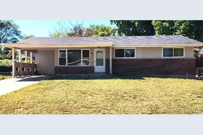 9815 Portage Drive, Saint Louis, MO 63136 - Photo 1