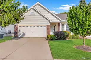 6 Green Park Ln, O'Fallon, MO 63366 - Photo 1