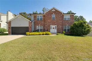 644 Big Bend Dr, Wentzville, MO 63385 - Photo 1