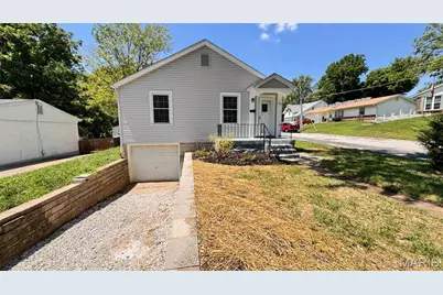 3649 Boswell Avenue, Saint Louis, MO 63114 - Photo 1