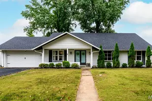 12930 Ferntop Ln, Creve Coeur, MO 63141 - Photo 1