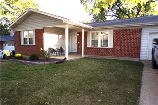 8 Soutee Dr, Saint Peters, MO 63376 - Photo 1