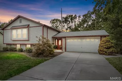 438 Hidden Lake Drive, Saint Charles, MO 63304 - Photo 1