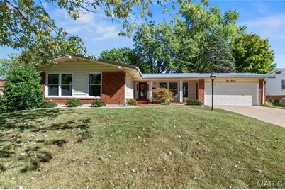 990 Saddle Drive, Florissant, MO 63033 - Photo 1