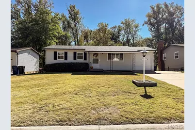 144 Martigney Drive, Saint Louis, MO 63129 - Photo 1