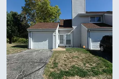 519 Greenway Chase Court, Florissant, MO 63031 - Photo 1