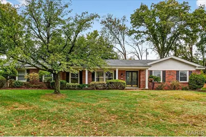 10 Glen Cove Drive, Chesterfield, MO 63017 - Photo 1