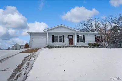 2230 Columbus Circle, Warrenton, MO 63383 - Photo 1