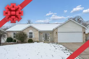 1030 Reddington Timbers Dr, Saint Charles, MO 63304 - Photo 1