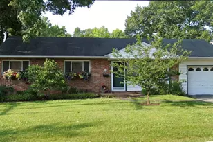 464 Quan Ave, Kirkwood, MO 63122 - Photo 1