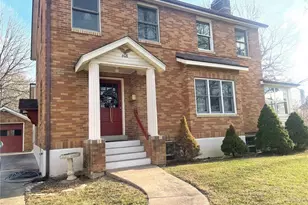 608 N 5th St, Elsberry, MO 63343 - Photo 1