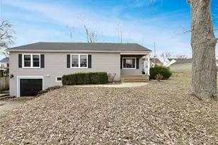 1117 Tompkins St, Saint Charles, MO 63301 - Photo 1
