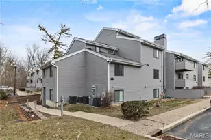 1321 Prospect Village Ln, Ballwin, MO 63021 - Photo 1