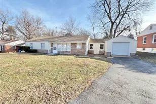 110 De Smet Dr, Florissant, MO 63031 - Photo 1