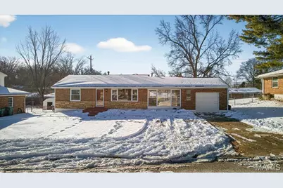 1150 Bosworth Drive, Saint Louis, MO 63137 - Photo 1