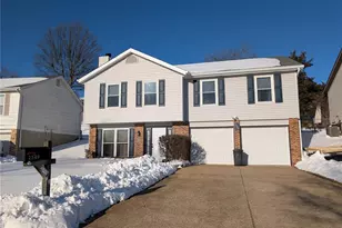 2549 Plymouth Dr, High Ridge, MO 63049 - Photo 1