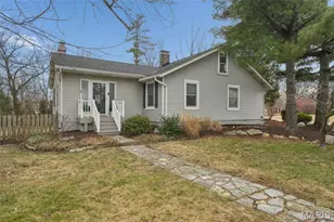 1612 Dougherty Ferry Rd, Kirkwood, MO 63122 - Photo 1