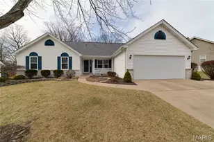 513 Crown Passage Dr, Saint Charles, MO 63303 - Photo 1