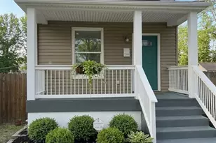 7049 Melrose Ave, University City, MO 63130 - Photo 1