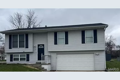101 El Caballo Drive, Saint Peters, MO 63376 - Photo 1