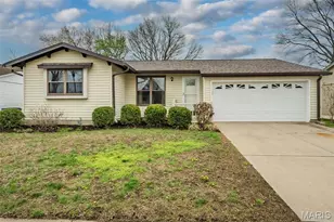 1226 Kings Trail Ln, Fenton, MO 63026 - Photo 1